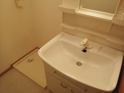 【洗面所】 | ミッテ・ドルフ西国分Ⅱ | ゆったりとスペースのある洗面所