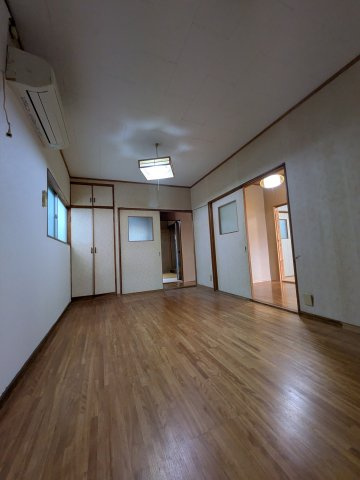 藤田貸家の居間・リビング