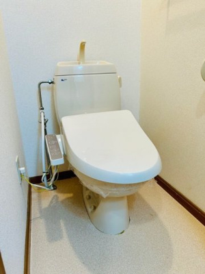 【トイレ】 | ロマネ・コンティⅡ | ゆったりとした空間のトイレです