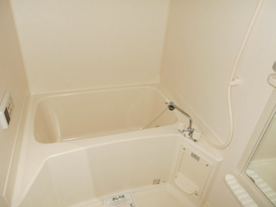 【浴室】 | ドウセゾン | コンパクトで使いやすいお風呂です