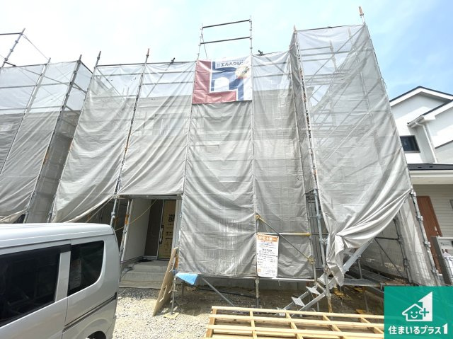 野洲市永原　第1期　新築一戸建ての外観|周辺は落ち着いた街並みの住宅地！子育てがしやすい住環境です！まだ未完成ですが、現地でしかわからない事もございます。是非一度ご覧ください。