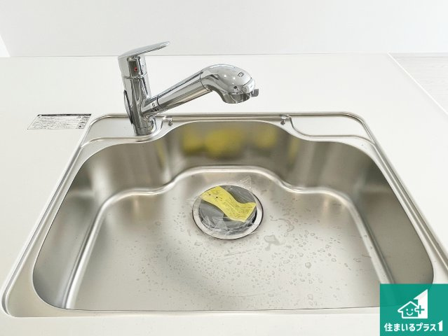 野洲市永原　第1期　新築一戸建ての設備|洗い物も楽にできる、広々シンク！