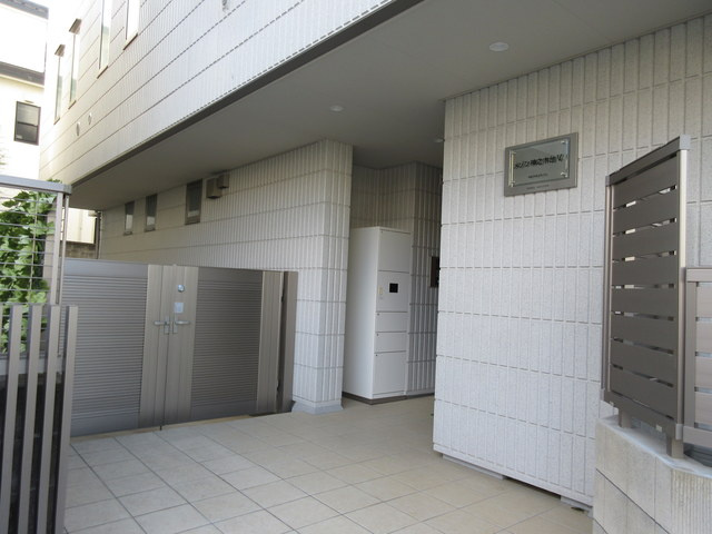メゾン神之木台Ⅴのエントランス|オートロック付きエントランス