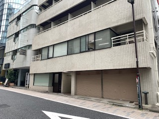 千代田区神田淡路町２丁目の店舗事務所の外観