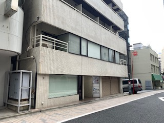 千代田区神田淡路町２丁目の店舗事務所の外観