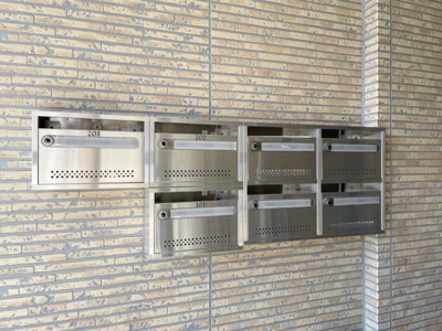 【その他共用部分】 | ピュア箱崎拾弐番館 | 郵便受けです。