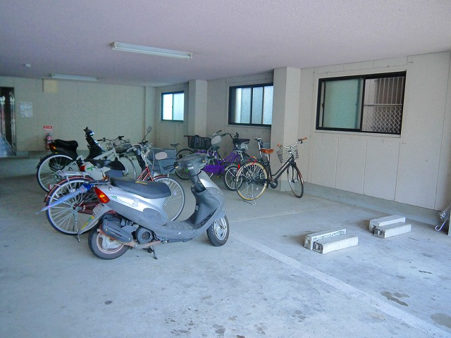 ジュネス神殿のその他共用部分