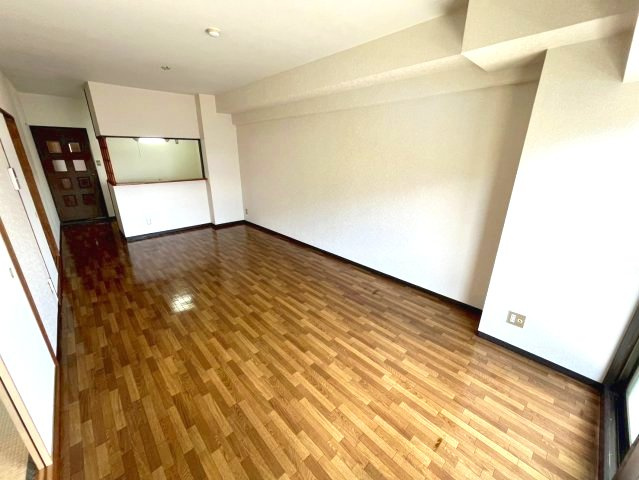 寝屋川市出雲町の賃貸マンションの内装