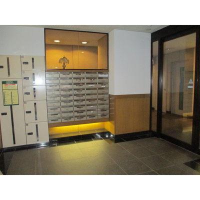 【ロビー】 | サンタの館裏参道