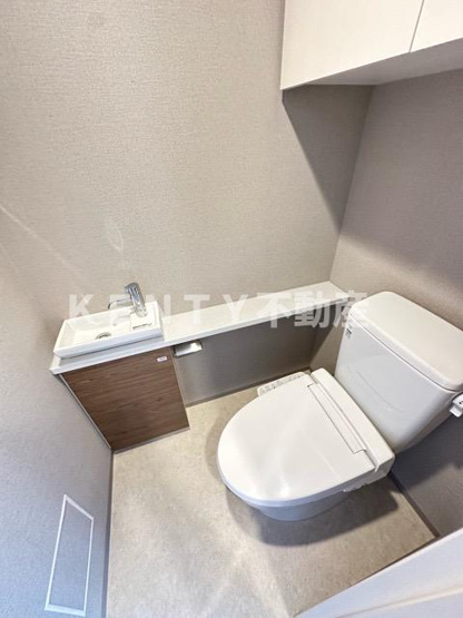 【トイレ】 | クレストコート池上 | 清潔感のあるトイレです