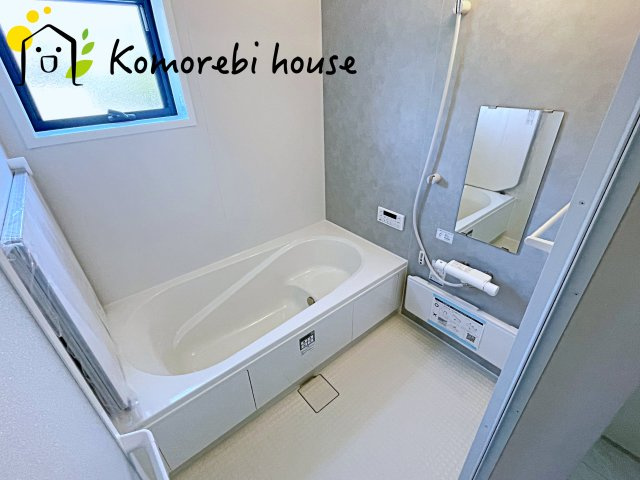 蓮田市椿山　第7　新築一戸建て　リーブルガーデン　01の浴室|きれいなお風呂です
