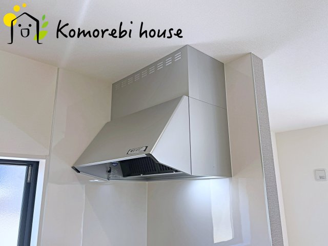 蓮田市椿山　第7　新築一戸建て　リーブルガーデン　01のキッチン|コンパクトなキッチンで掃除もラクラク