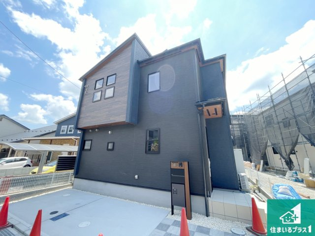 亀岡市余部町清水　新築一戸建ての外観|安心の10年保証！外観を美しく保ち、雨水で汚れを落とします！気になることがありましたら、お気軽にお問い合わせください！