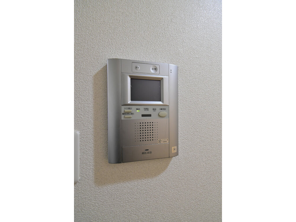 トーシンフェニックス芝アストラーレの内装|明るい色調の室内です