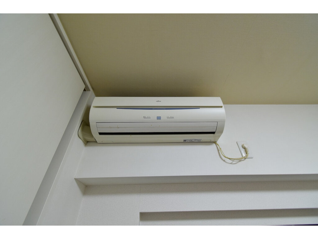 トーシンフェニックス芝アストラーレの内装|明るい色調の室内です