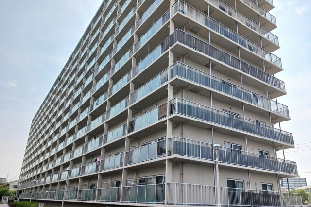 守口ビューハイツの外観|新しい生活にいかがでしょうか？外観はお住まいの顔になります。こだわりたいポイントですね。水回りリフォームやリノベーションも承ってます。
■現地見学・資金計画相談・住宅ローン相談もお問合せ受付中■