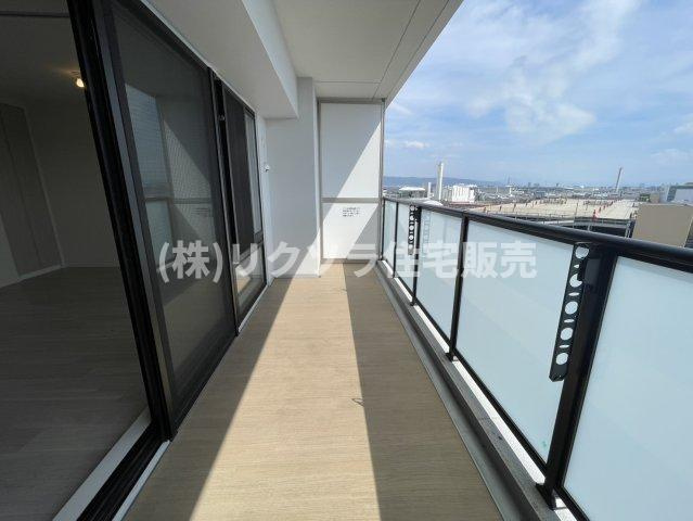 パークホームズLaLa門真のバルコニー|広々バルコニー
■物件内覧・資金計画相談・住宅ローン相談、リフォーム相談、お問合せ受付中■
※当日・翌日のご内覧、ご相談はお電話でのお問合せがスムーズです！