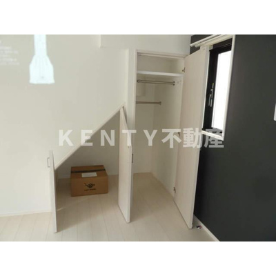 【収納】 | ＴＳＵＲＵＫＩレジデンス恵比寿 | 専用の収納スペースです