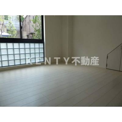 【寝室】 | ＴＳＵＲＵＫＩレジデンス恵比寿 | 使い勝手のいい寝室です