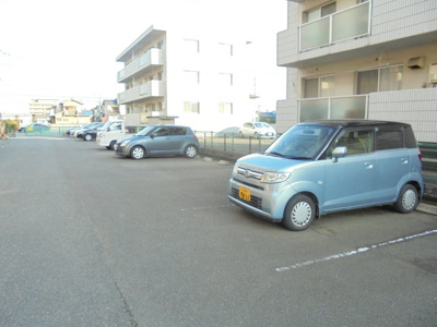 【駐車場】 | コンフォール　パレス