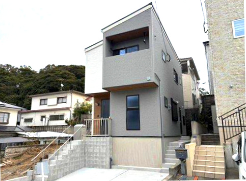 玉里団地3丁目　モデルハウス分譲の外観|駐車2台可。