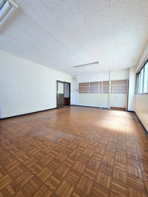 【内装】 | サンビビル