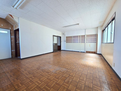 【内装】 | サンビビル