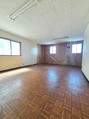 【内装】 | サンビビル