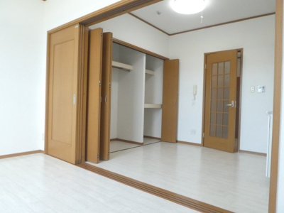 【洋室】 | サンオーシャン | ※写真は同物件別部屋です