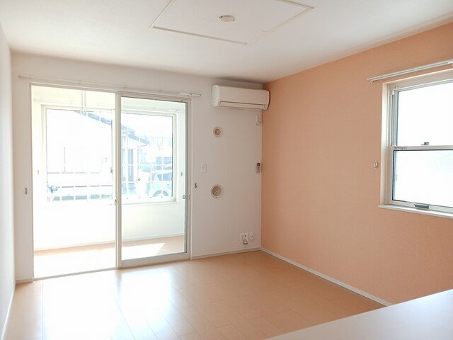 【居間・リビング】