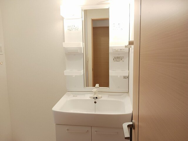 【洗面所】