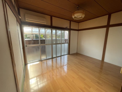 【洋室】 | 五月女住宅 | 使い勝手のいい洋室です