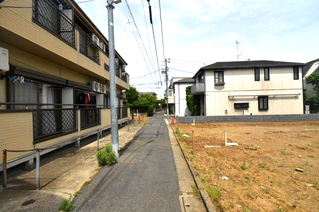 笹塚3丁目・新築戸建の前面道路含む現地写真