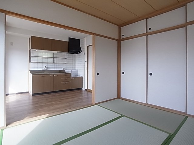 神戸市長田区御船通２丁目の賃貸マンション