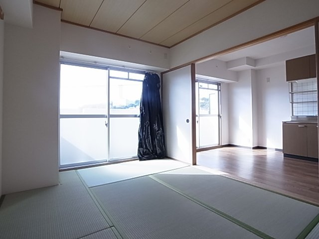 神戸市長田区御船通２丁目の賃貸マンション