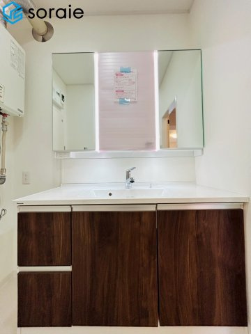 入間ビレジ11号棟　５階の独立洗面台