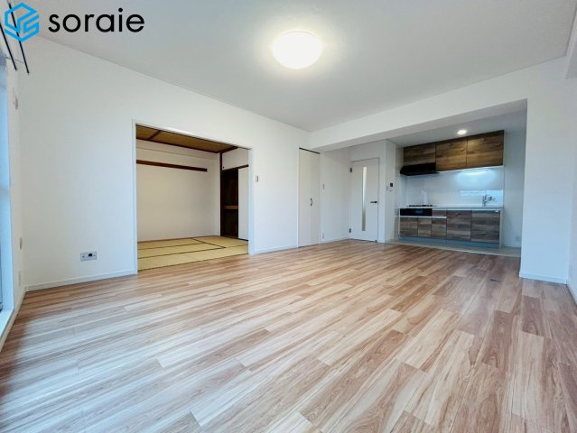 入間ビレジ11号棟　５階の居間・リビング