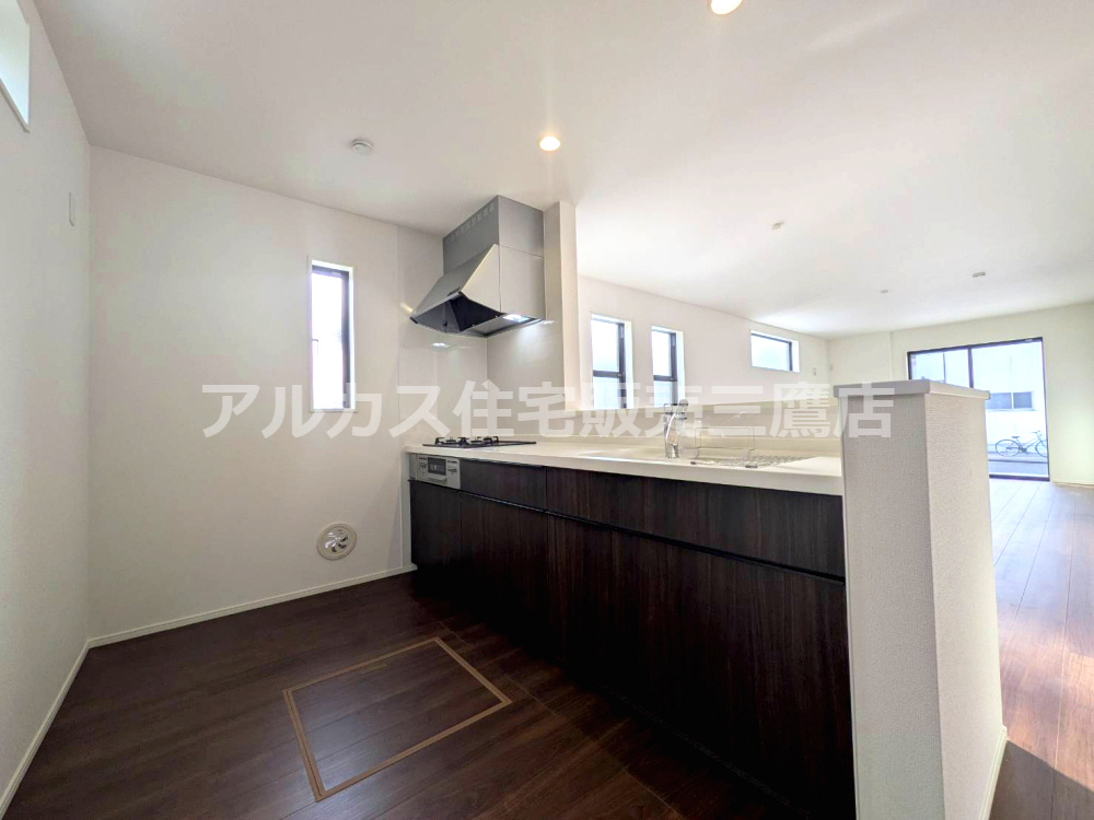 三鷹市上連雀９丁目 新築戸建て 中央線  武蔵境駅のキッチン