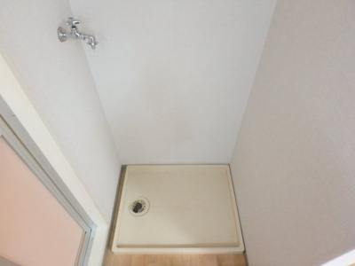 【設備】 | グリーンフォレスト西宮７ | 洗濯機置場です