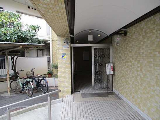 【エントランス】