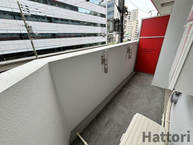 セレニテ新大阪グランデ　ミリューのバルコニー