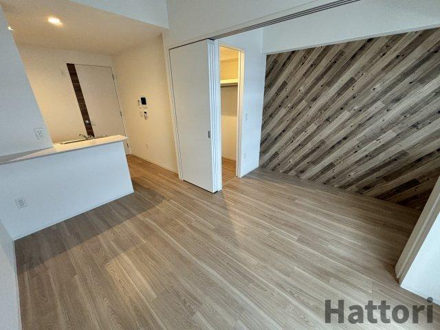 セレニテ新大阪グランデ　ミリューの居間・リビング