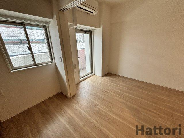 セレニテ新大阪グランデ　ミリューの居間・リビング