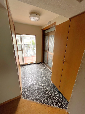 戸井ビルの玄関|シンプルで使いやすい玄関です