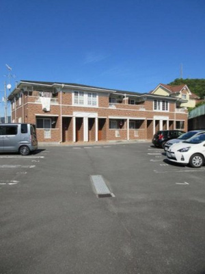 【駐車場】 | アクテュエルＴ | 駐車場に車を止められます