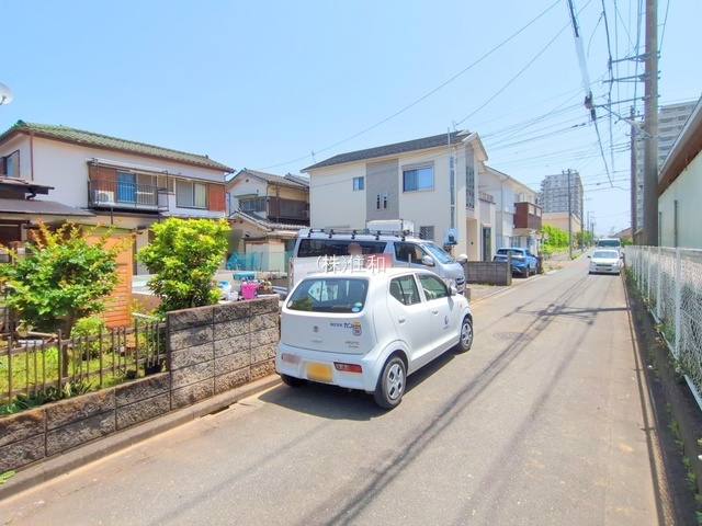 【新築分譲住宅】川越市南田島1期の前面道路含む現地写真