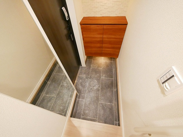 エクセレント　新大宮の玄関|玄関です