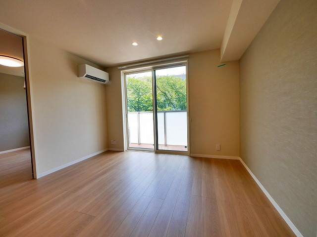 エクセレント　新大宮の居間・リビング|ゆったり過ごせる居間です