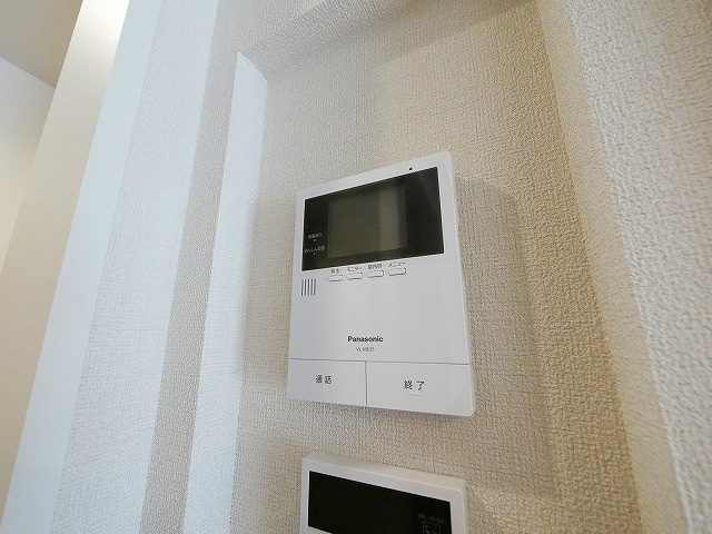 エクセレント　新大宮のセキュリティ|モニター付きインターホンです