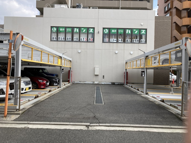 Istyle Funairiの駐車場